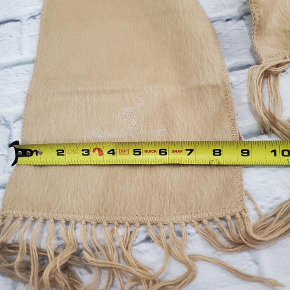 Alpaca Camargo Tan Cream Scarf - Fall / Winter - Picture 4 of 4